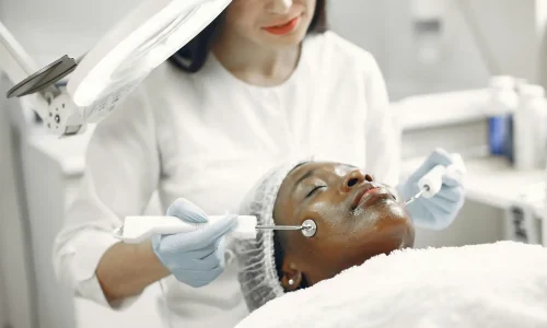 Mestrado em Dermatologia Clínica para Medicina Estética: Ponte Clínico-Estética 1